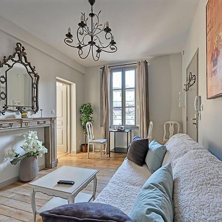 Au Coeur Des Papes, Dans Batisse De Charme Studios & Appartements En Coeur De Ville Avignon Exterior foto