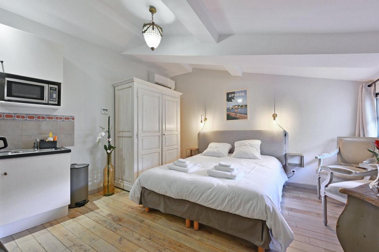 Au Coeur Des Papes, Dans Batisse De Charme Studios & Appartements En Coeur De Ville Avignon Exterior foto