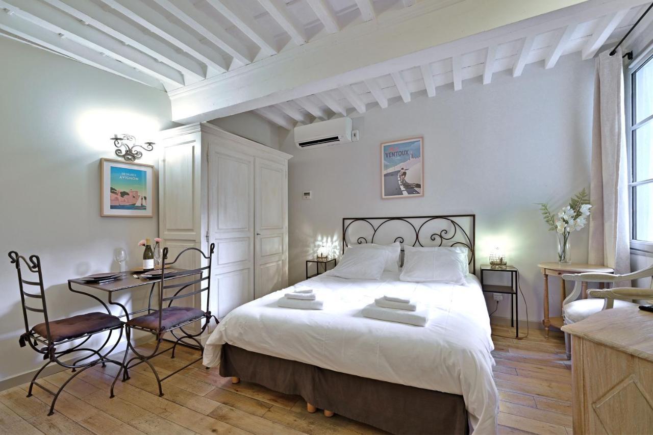 Au Coeur Des Papes, Dans Batisse De Charme Studios & Appartements En Coeur De Ville Avignon Exterior foto