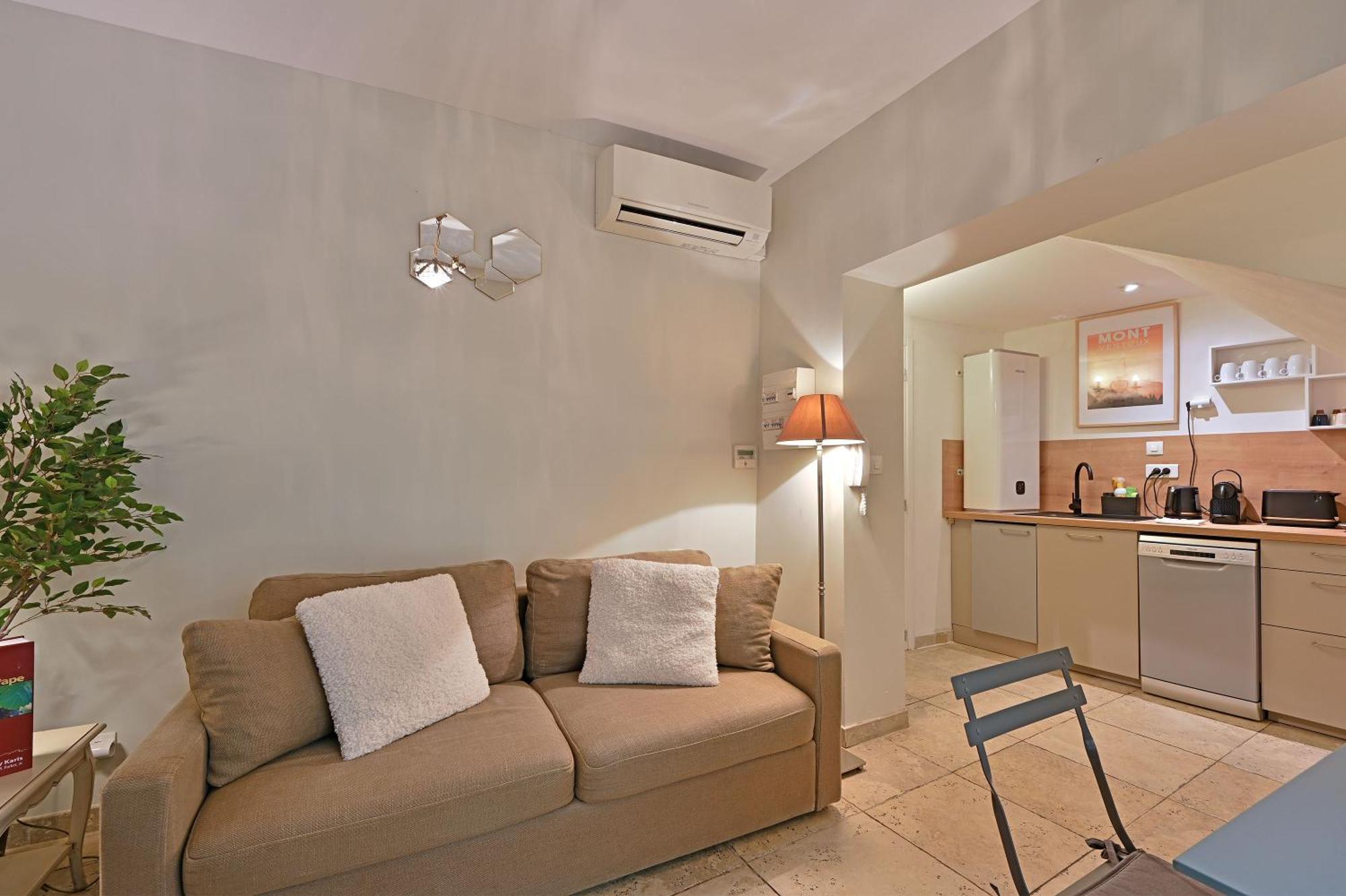 Au Coeur Des Papes, Dans Batisse De Charme Studios & Appartements En Coeur De Ville Avignon Exterior foto