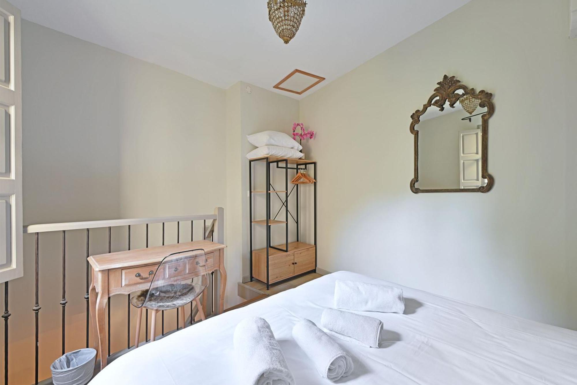 Au Coeur Des Papes, Dans Batisse De Charme Studios & Appartements En Coeur De Ville Avignon Exterior foto